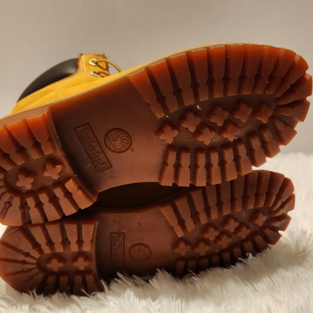 Boot - Picture 3 of 4
